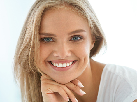Woman with healthy teeth and gums